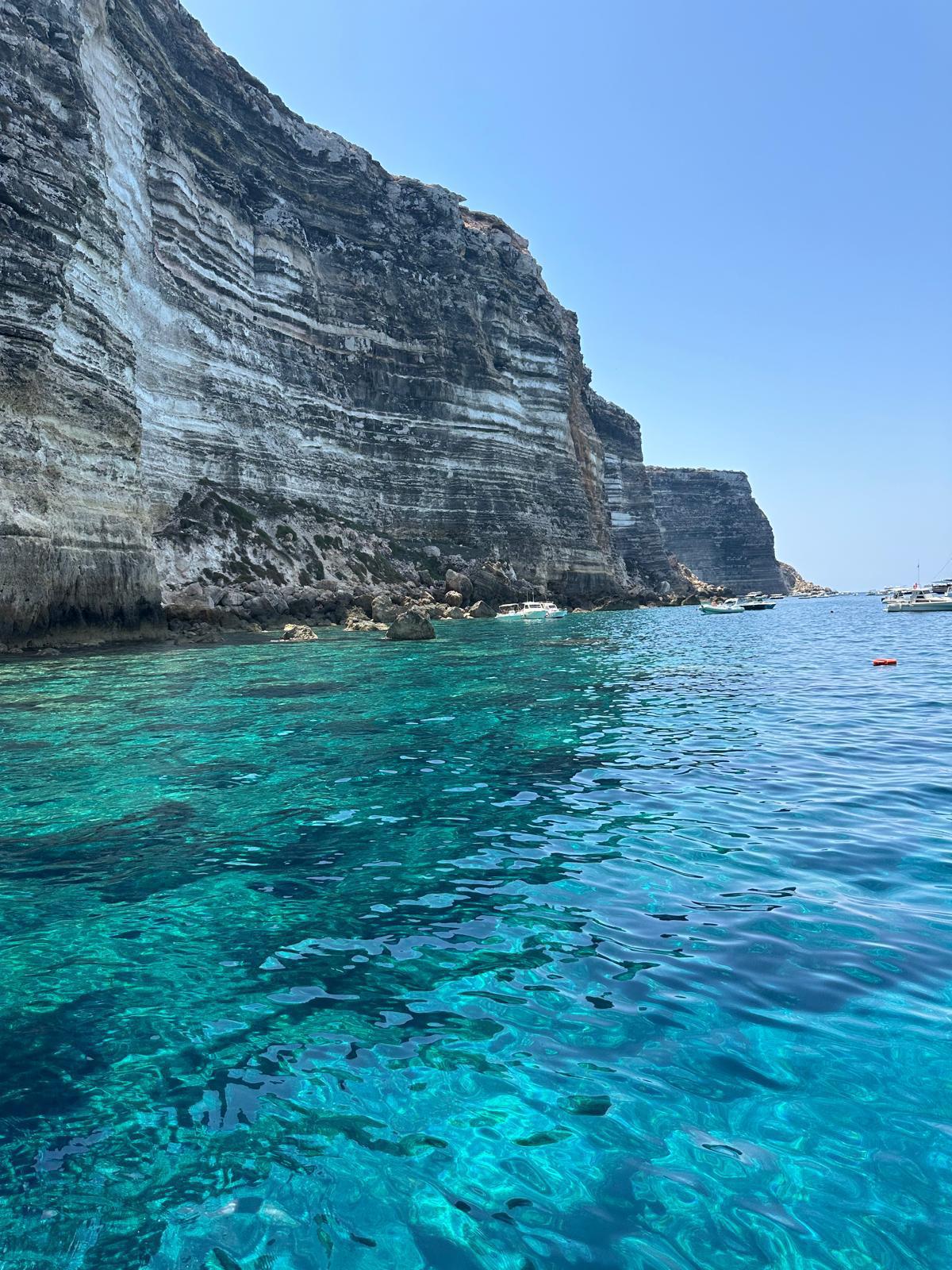 Shabek - Tour in barca a Lampedusa acque cristalline